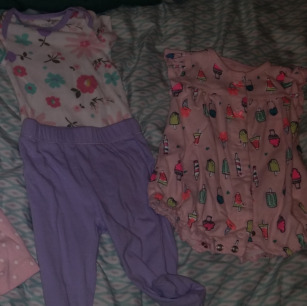 Baby outfit and romper